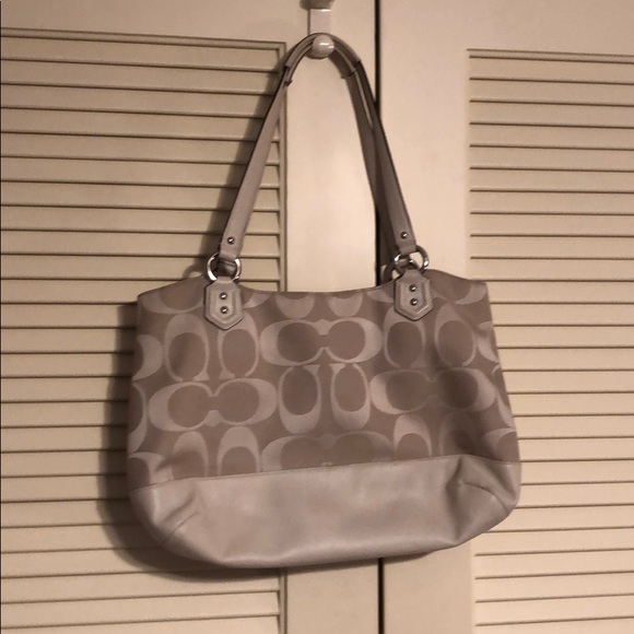 Coach purse - Picture 3 of 5